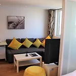 Work Rest And Stay At Gunwharf Quays