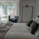 #6 Studio Apartment Southsea