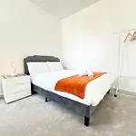 8-Sleeper 4Br 4Bed 2Bath Wi-Fi Garden Tv Beach