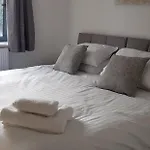 Horseshoe Apartments