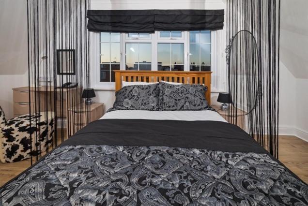 G Boutique 3* Portsmouth
