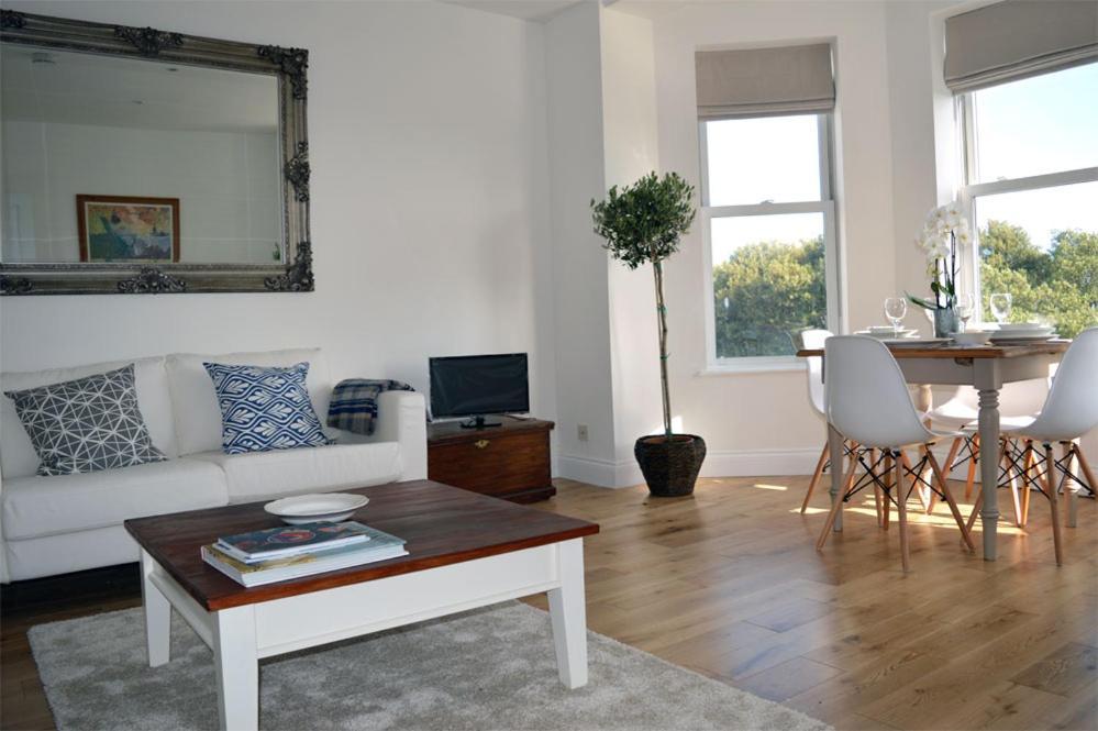 Luxury Seaview Apartment Portsmouth