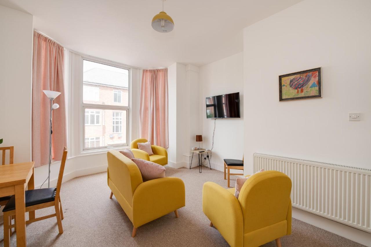 Bright 2 Bedroom In Southsea. 8 Min Walk To Seafront Apartment Portsmouth