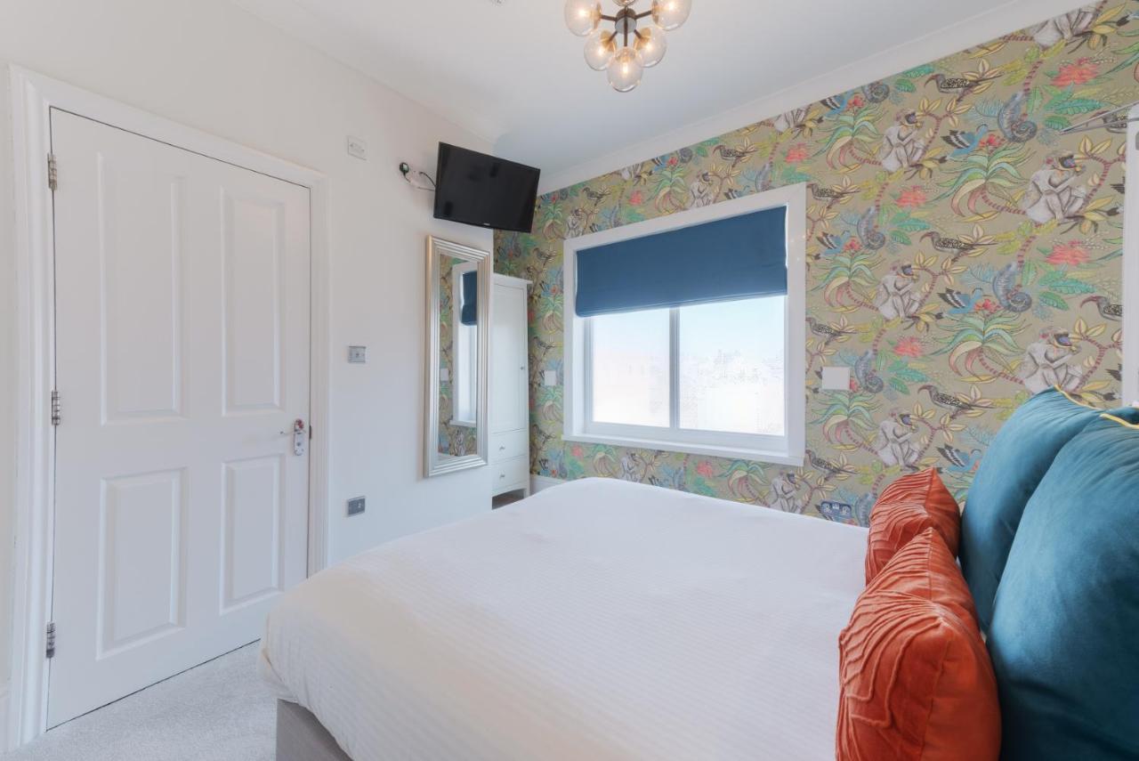 Hotel Florence Gardens Boutique And Restaurant 4*