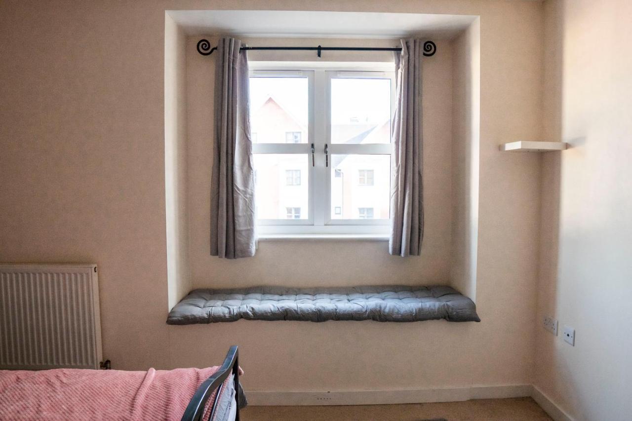 Apartment Spacious Two Bedrooms For Business And *
