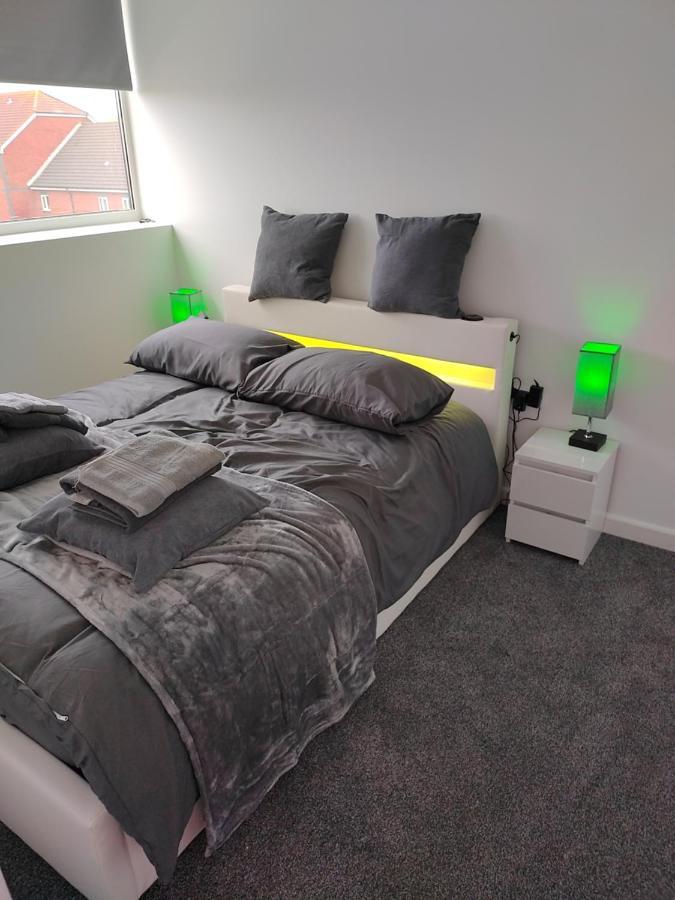 Moden Stylish In Southsea Free Onsite Parking Apartment