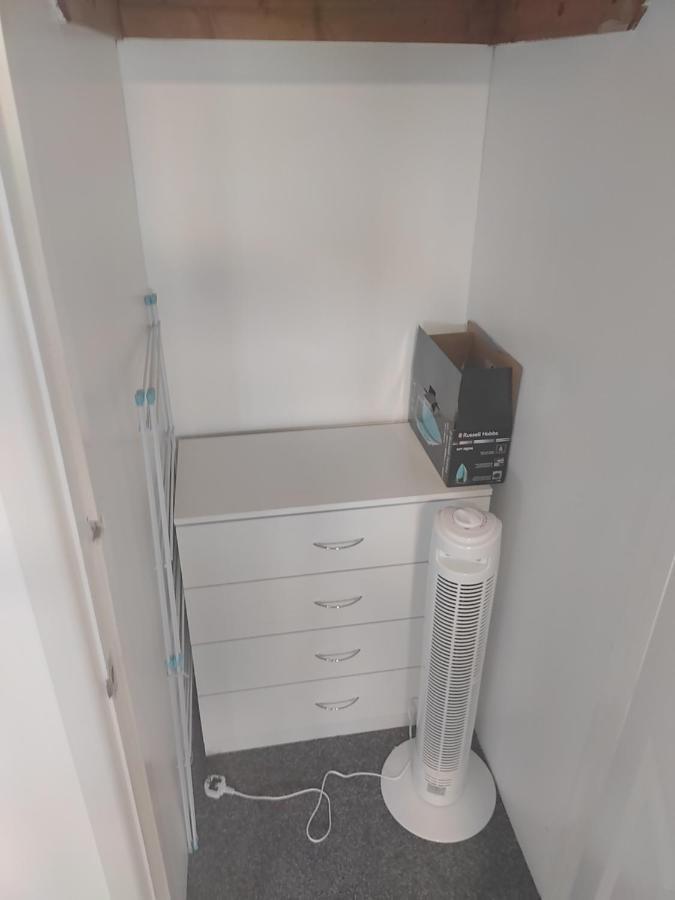 Moden Stylish In Southsea Free Onsite Parking Apartment *