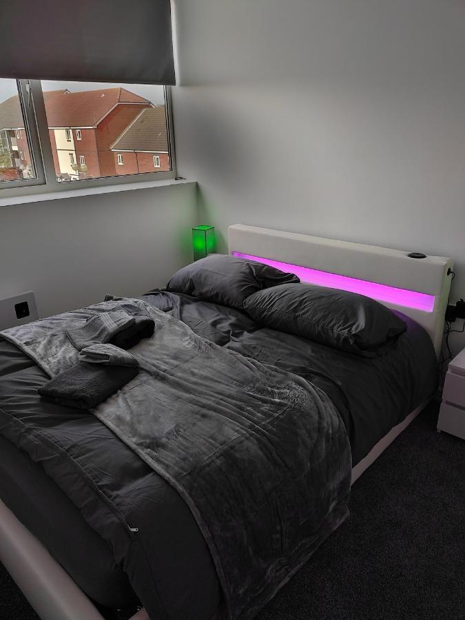 Moden Stylish In Southsea Free Onsite Parking