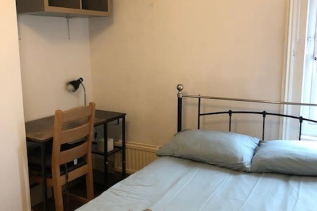 7 Double Bedroom House *
