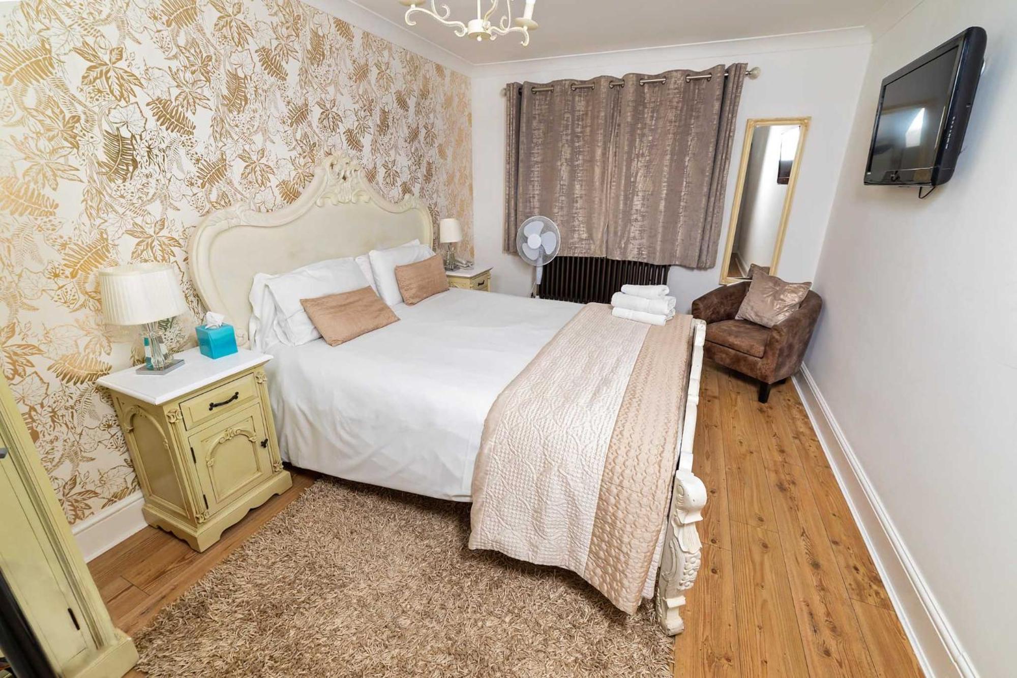 G Boutique 3* Portsmouth