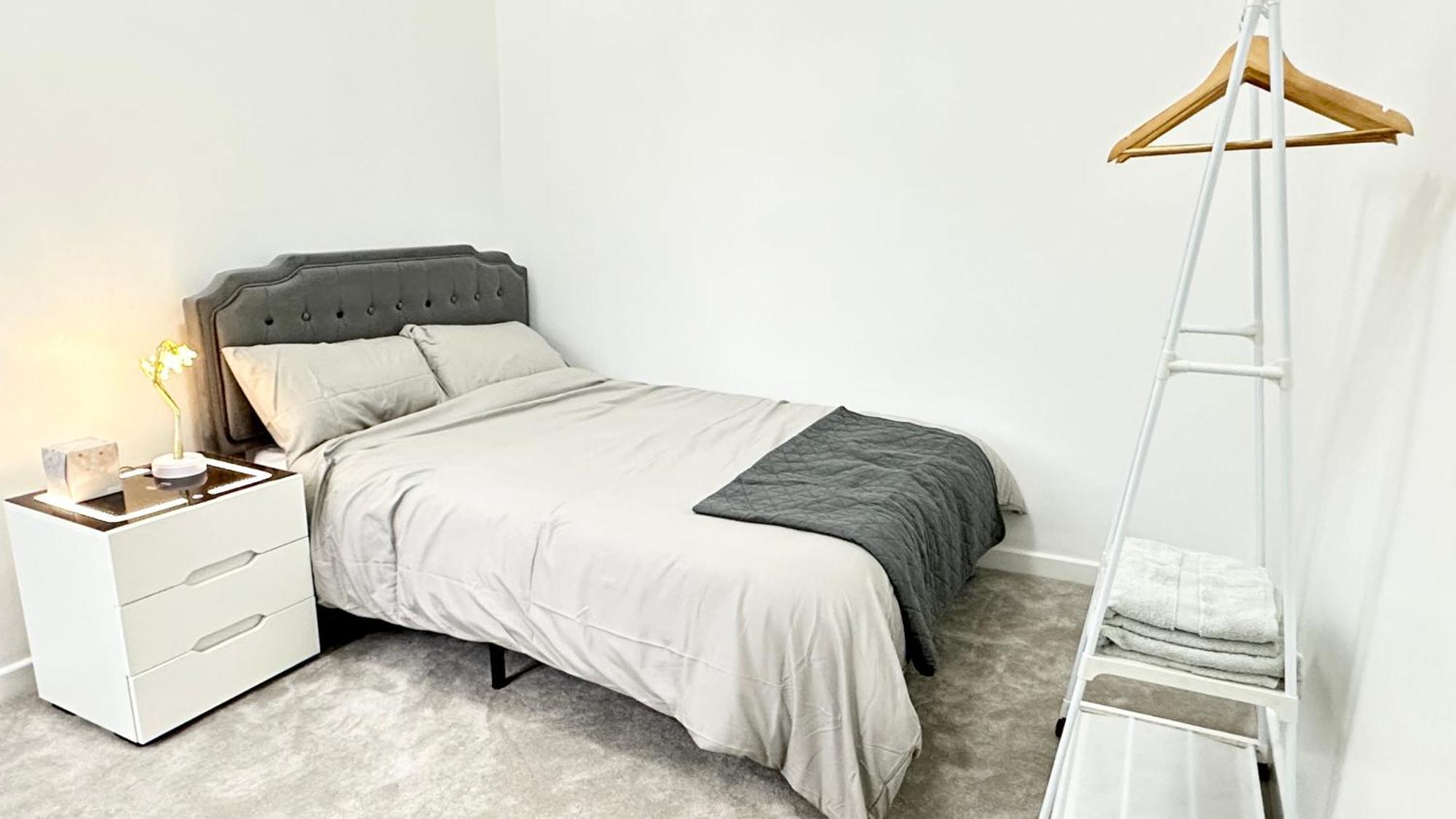 In Close To Fratton Station *