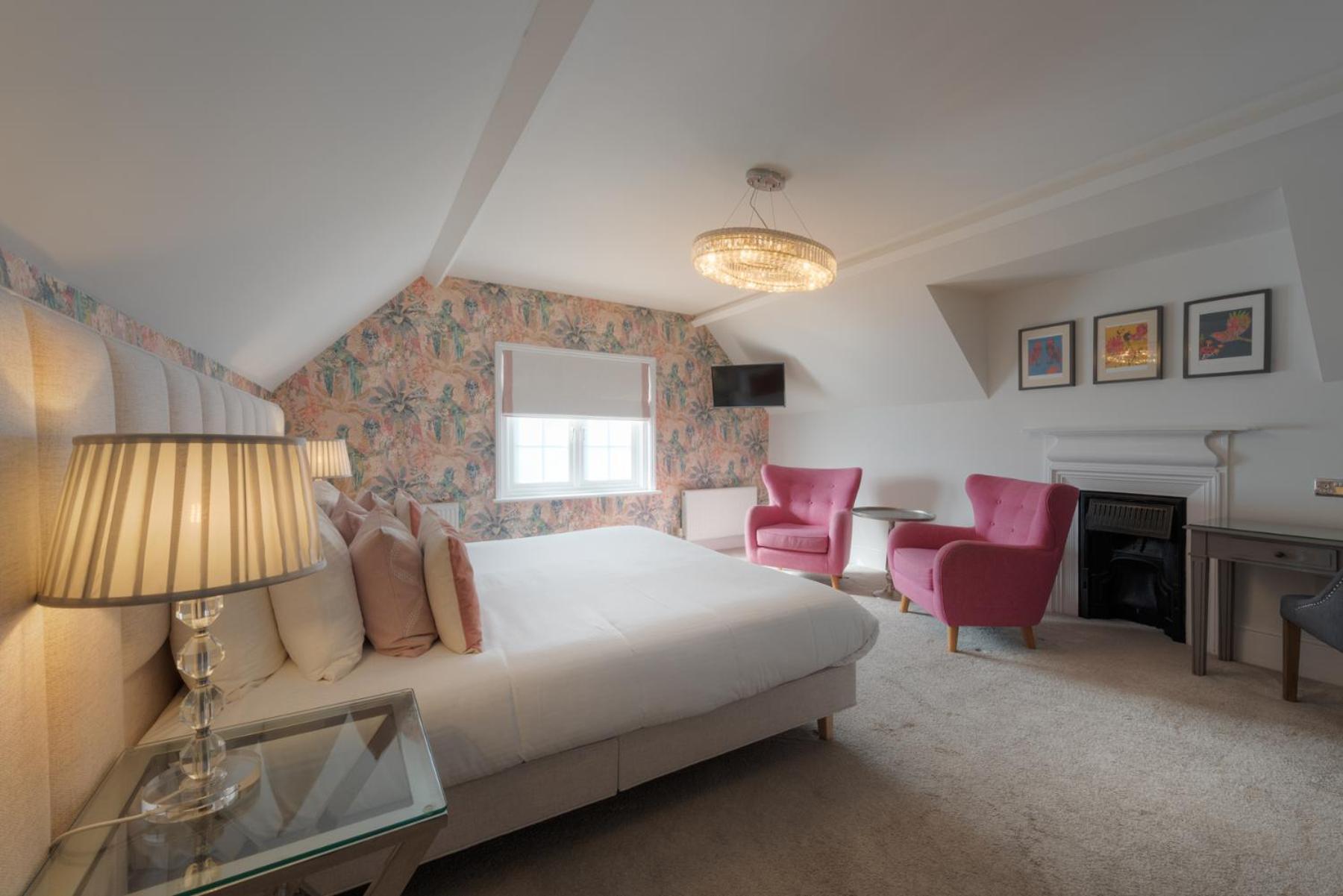 Hotel Florence Gardens Boutique And Restaurant 4*