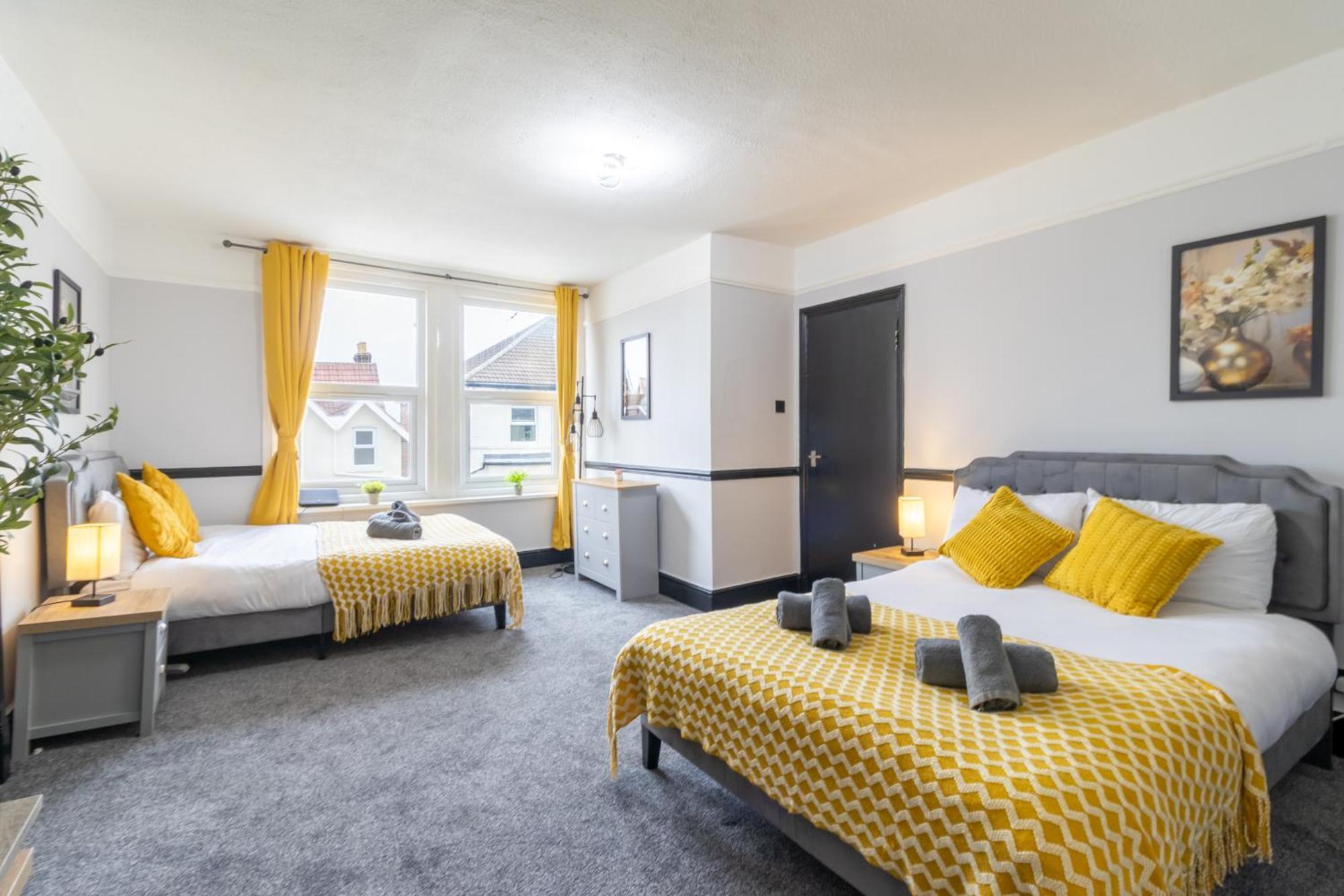 Open Mind - 4 Beds & Free Parking * Portsmouth