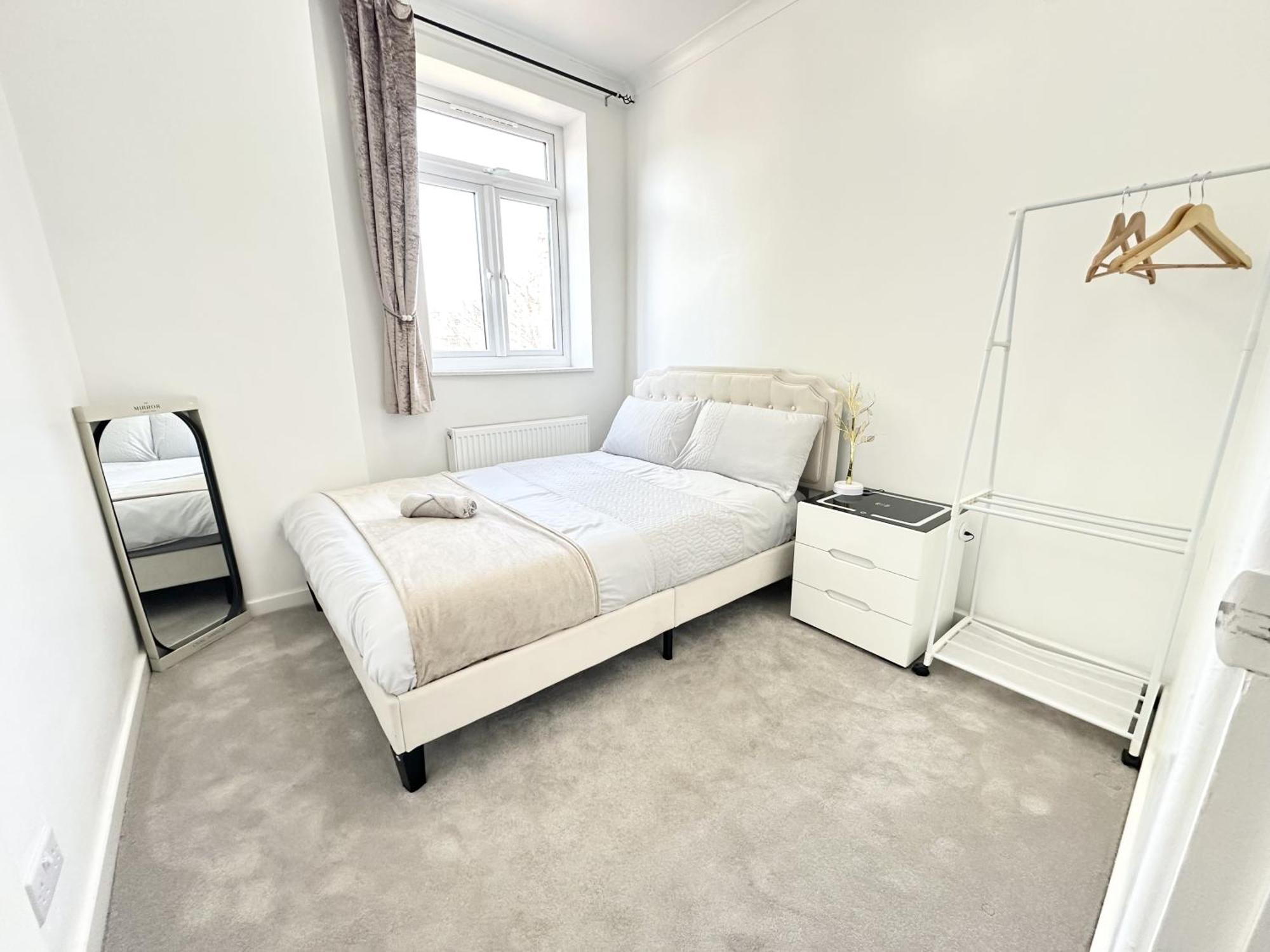 8-sleeper 4br 4bed 2bath Wi-fi Garden Tv Apartment *