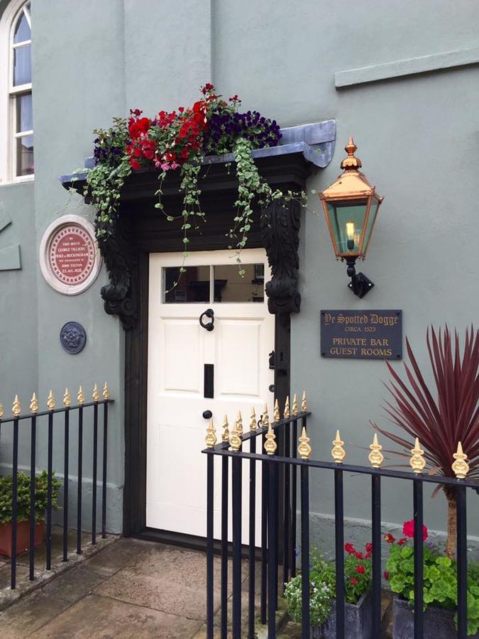 Hotel Ye Spotted Dogge Portsmouth