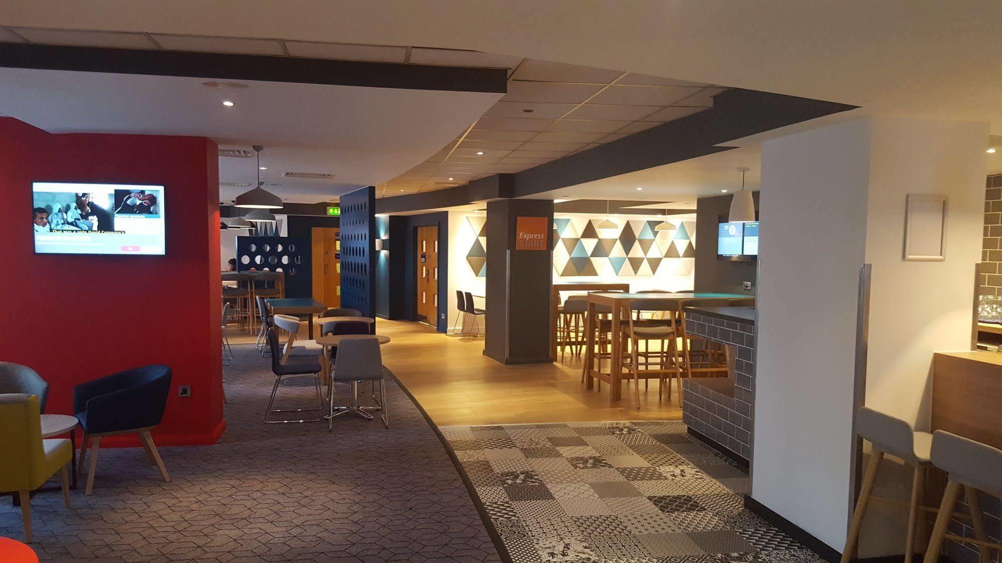 Hotel Express Gunwharf Quays By Ihg