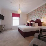 Somerset House Boutique Hotel And Restaurant