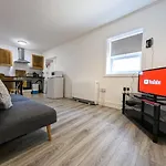 Cozy Central Apartments - With Private Kitchens & Bathrooms