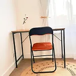 Boho Vibe Room Centrally Located In Portsmouth City