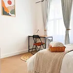 Boho Vibe Room Centrally Located In Portsmouth City