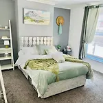 Alver House