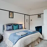 Ferryman Apartments By Places To Be