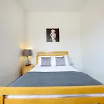 Southsea Rocks Hotel