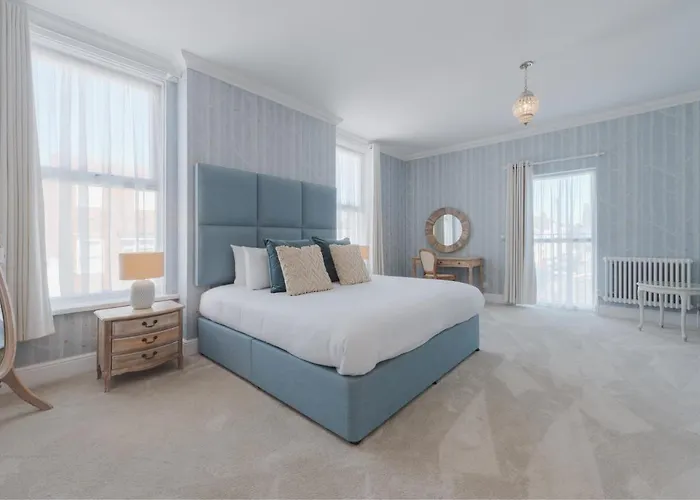 Somerset House Boutique Hotel And Restaurant