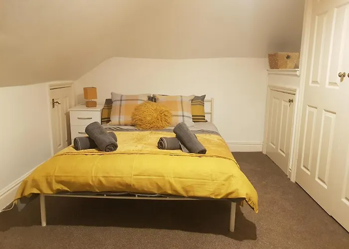 Kings Lodge Apartments
