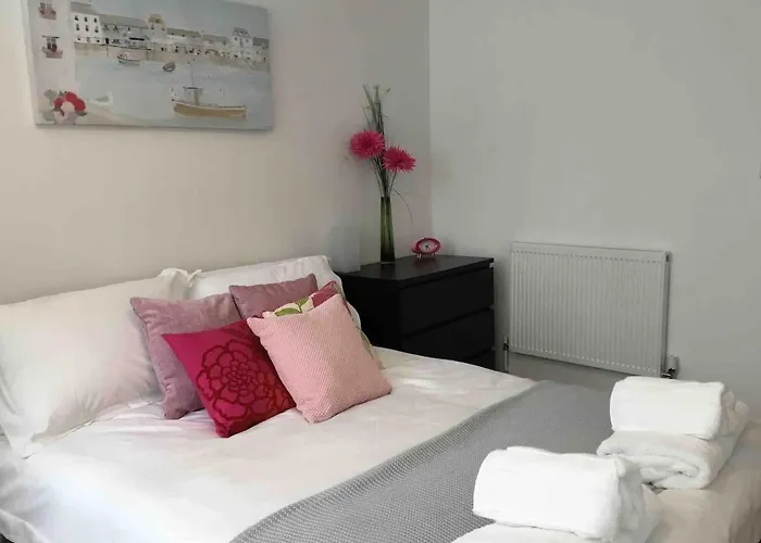 Modern City Centre Apartment