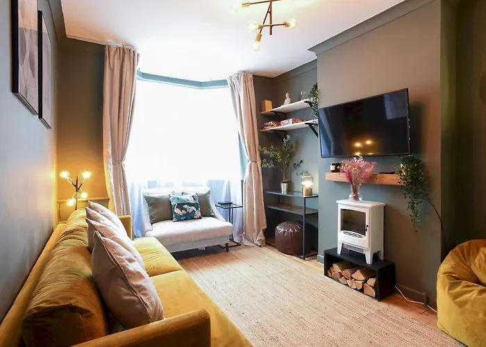 Pass The Keys Spacious Modern 3Bed House With Free Street Parking