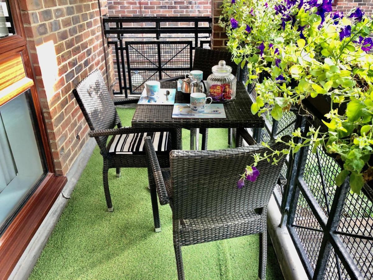 Apartment St Georges Balcony With Parking