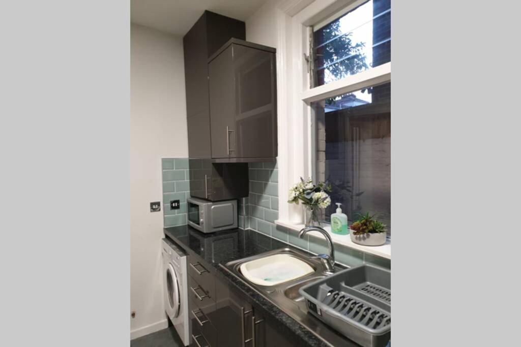 Beautiful Spacious Flat With Garden Apartment Portsmouth