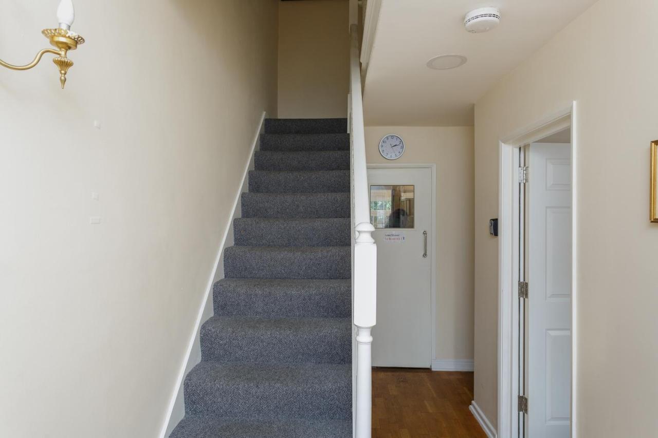 Angeldale Guest house 4*