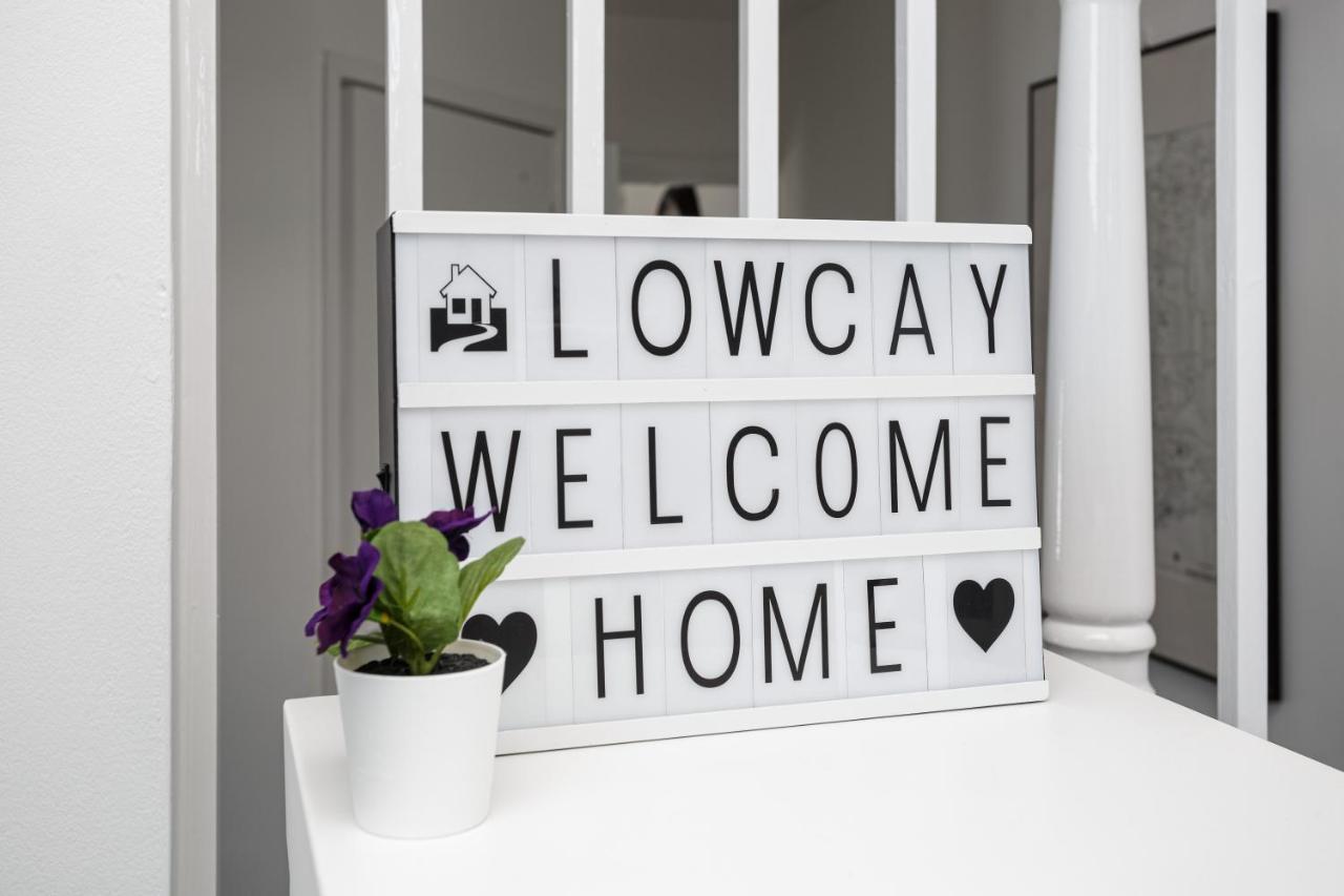 Stopover At Lowcay D With Allocated Parking *