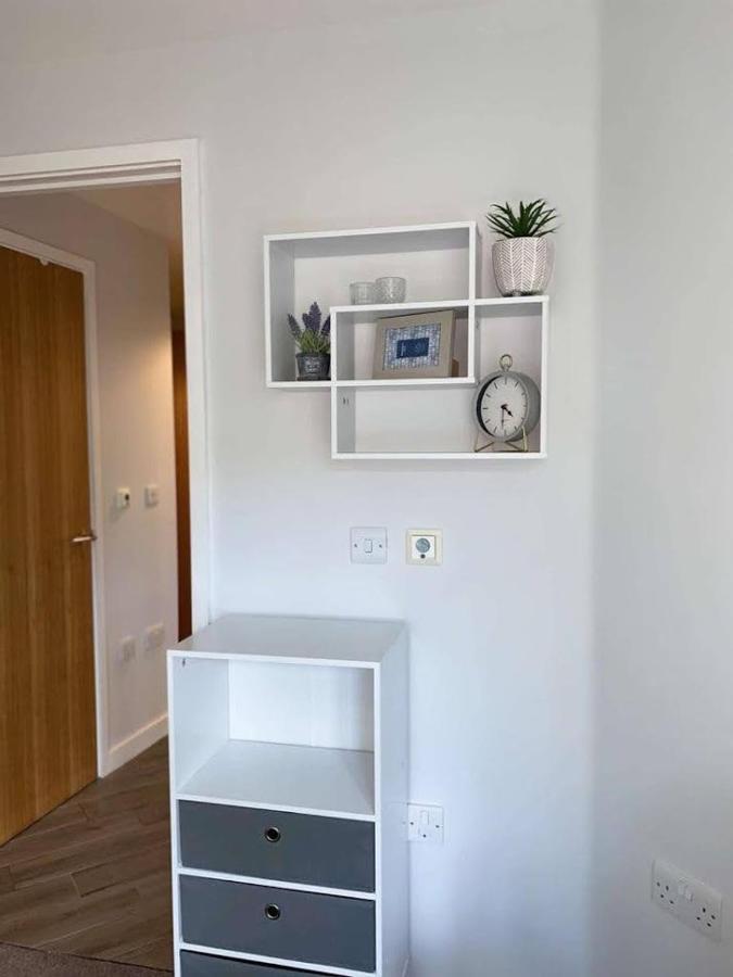 Gunwharf Apartment