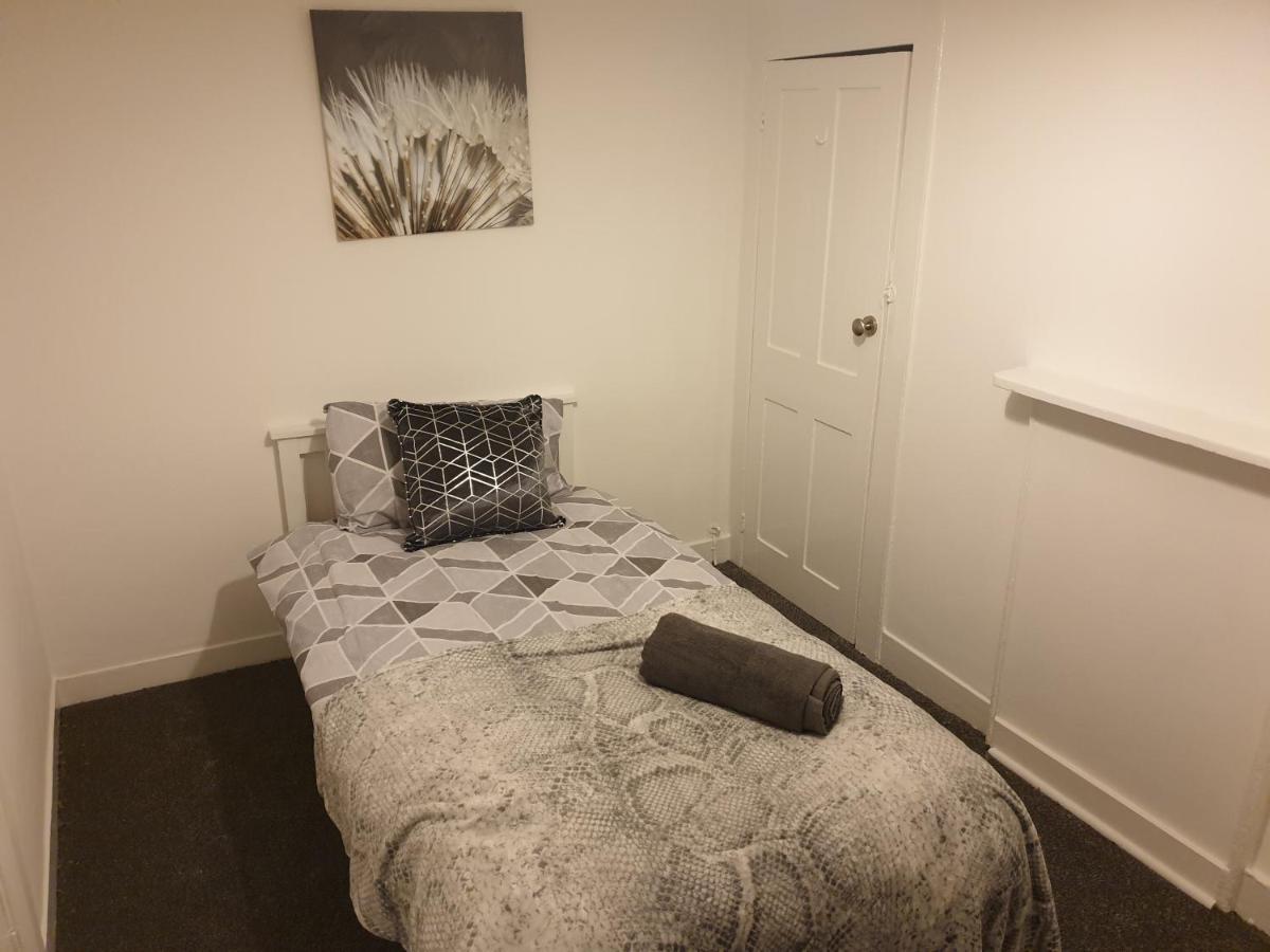 Kings Apartment *