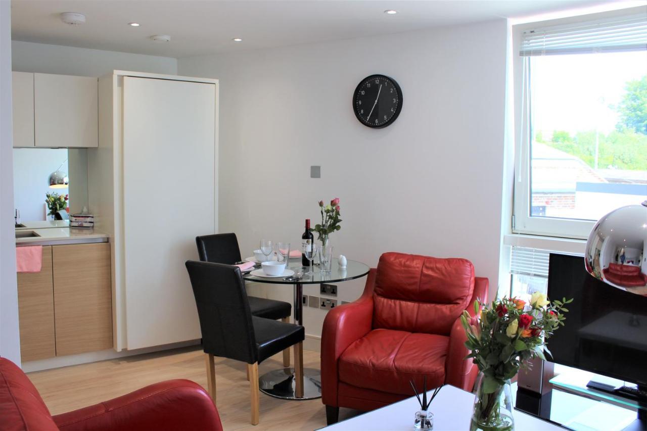 Work Rest And At Gunwharf Quays Apartment Portsmouth