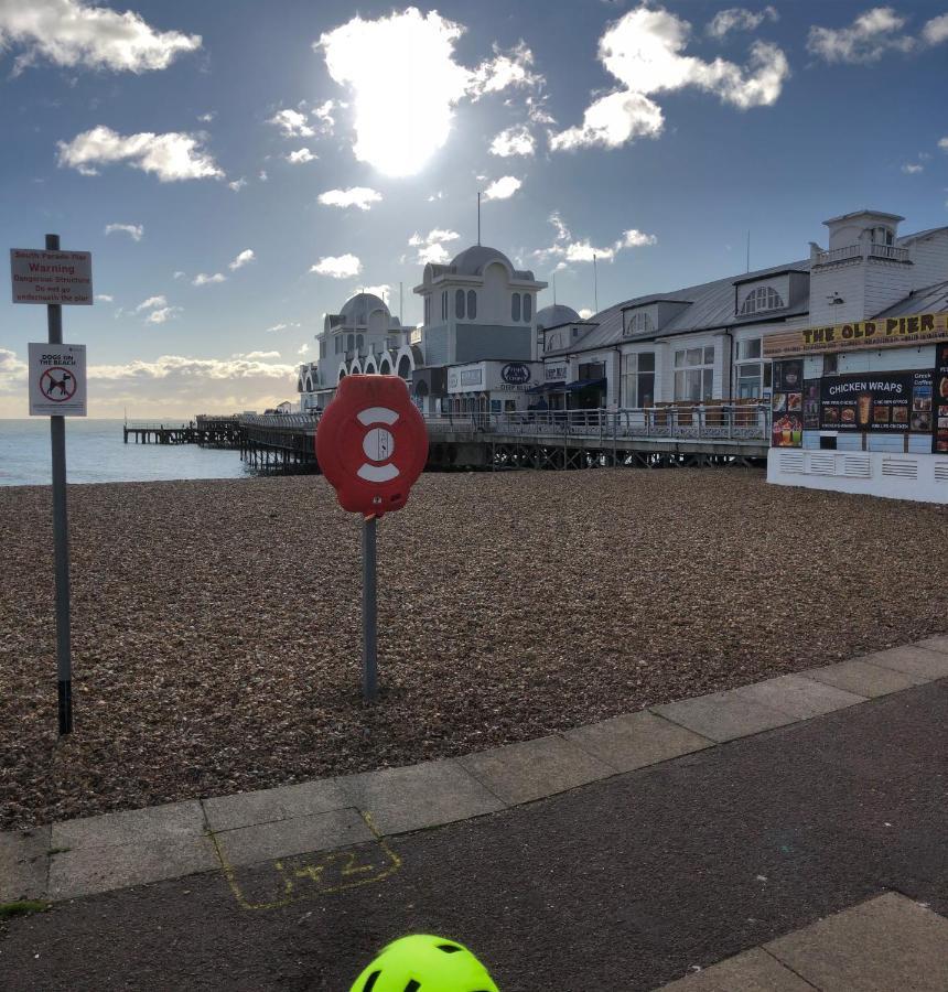 Apartment Ann Opposite The Pier With Sea View Portsmouth