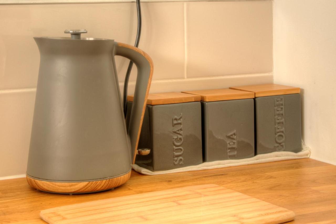 Apartment Pass The Keys Shore To Please - Sea Views And Front Modern 1bed Apt With Sofabed Portsmouth