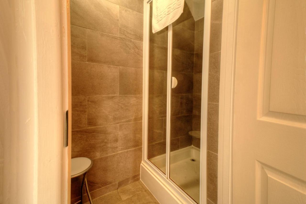 Pass The Keys Shore To Please - Sea Views And Front Modern 1bed Apt With Sofabed Apartment Portsmouth