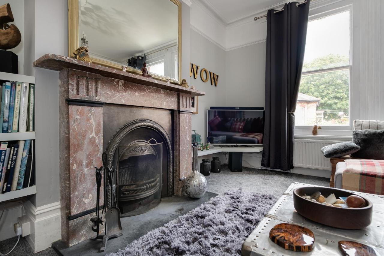 Eclectic Dreams Apartment *