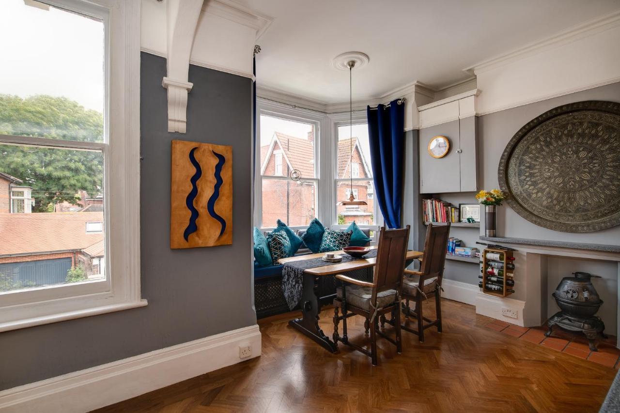 Eclectic Dreams Apartment Portsmouth