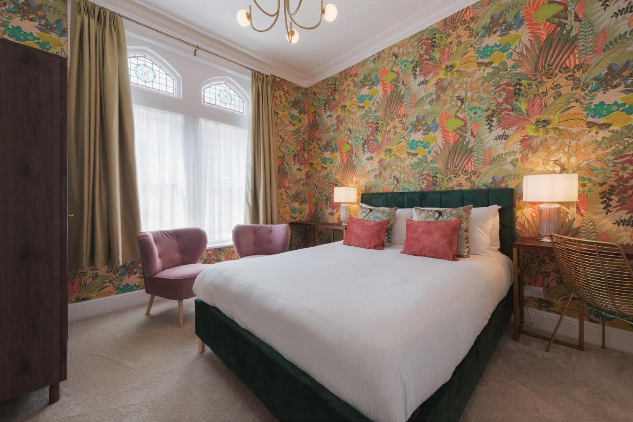 Somerset House Boutique And Restaurant 4*