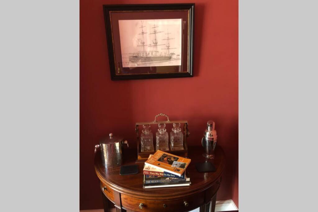 Villa Luxury 2 Bed Georgian Townhouse, Old *