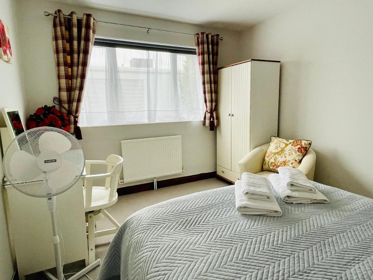 Somers House - Pet Friendly & Parking