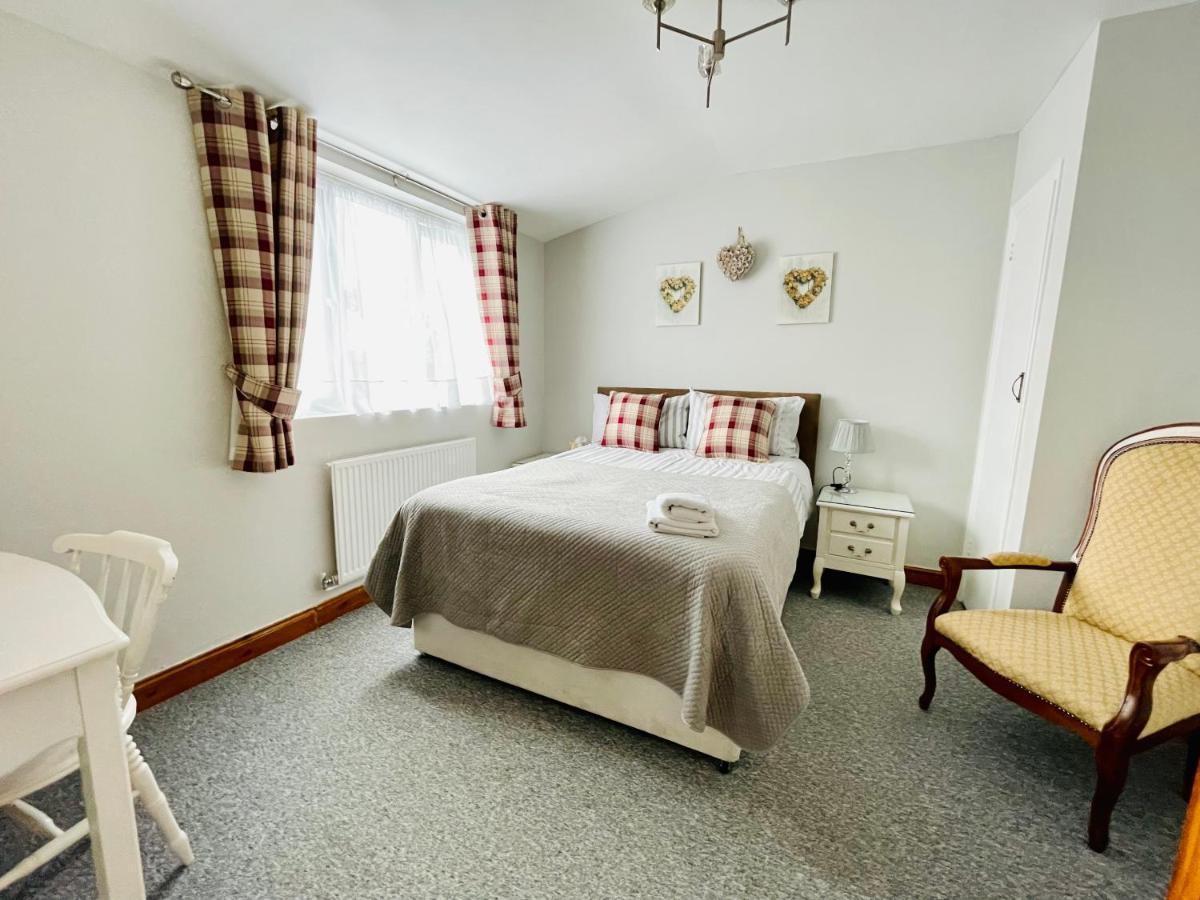 Holiday home Somers House - Pet Friendly & Parking