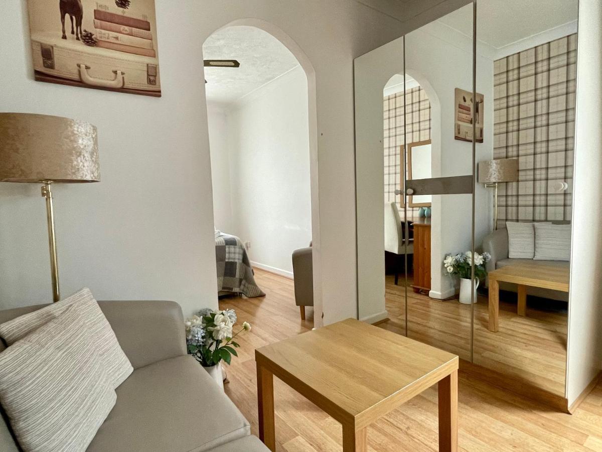 Little Connaught House Holiday home