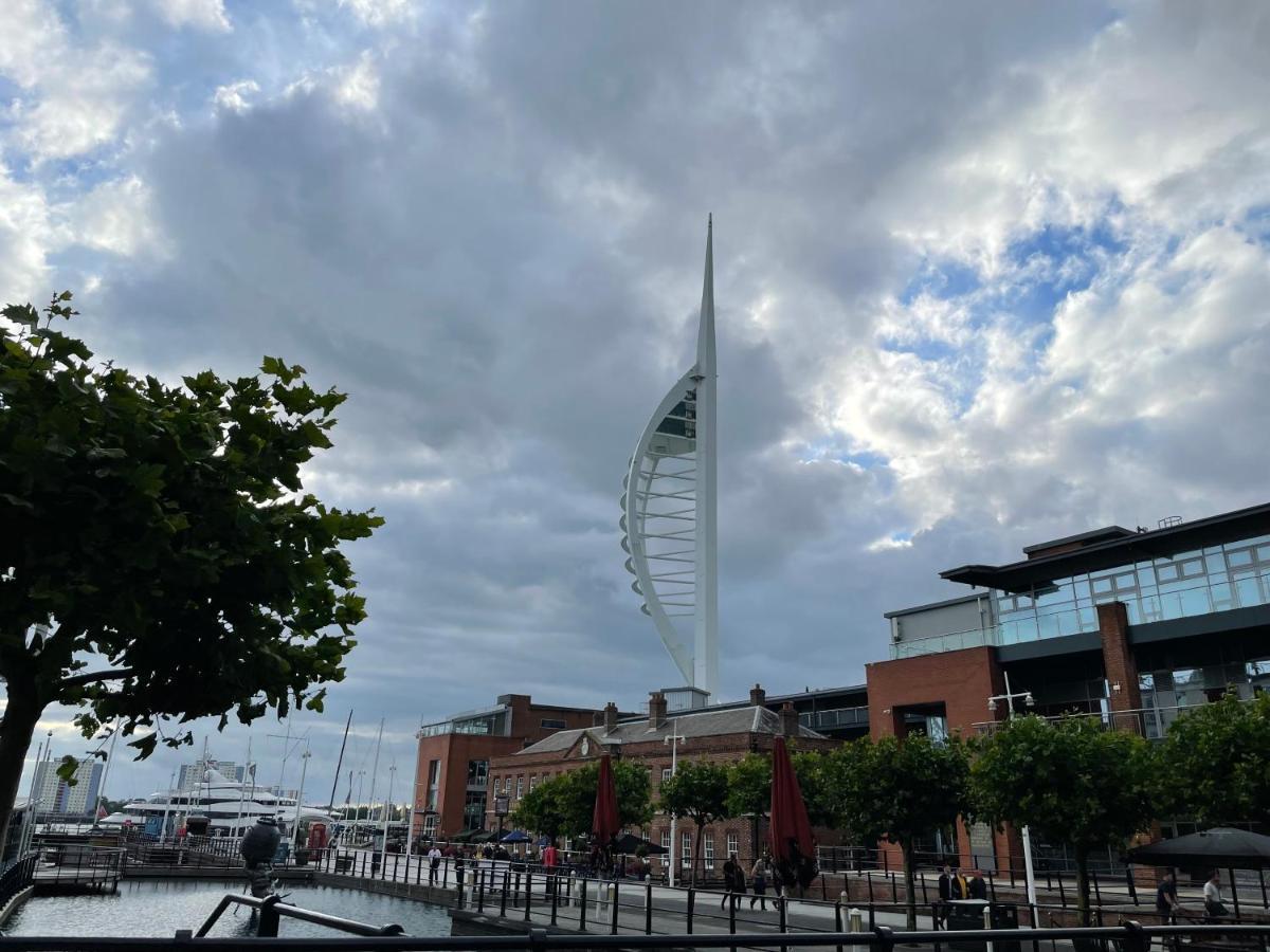 Somers House - Pet Friendly & Parking Portsmouth