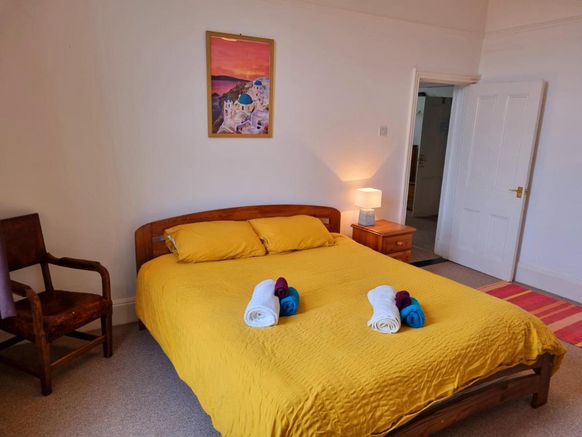Lennox Apartment